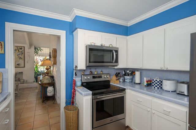 5283 N Pleasant Avenue, Fresno, CA 93711