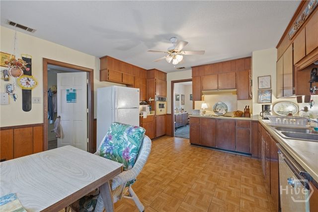 313 Wellington Road, Savannah, GA 31410