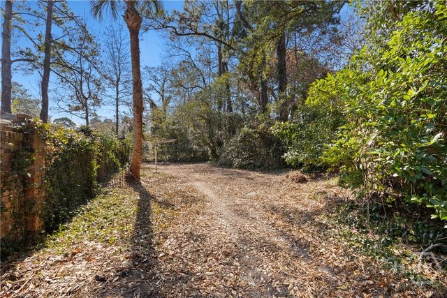 313 Wellington Road, Savannah, GA 31410