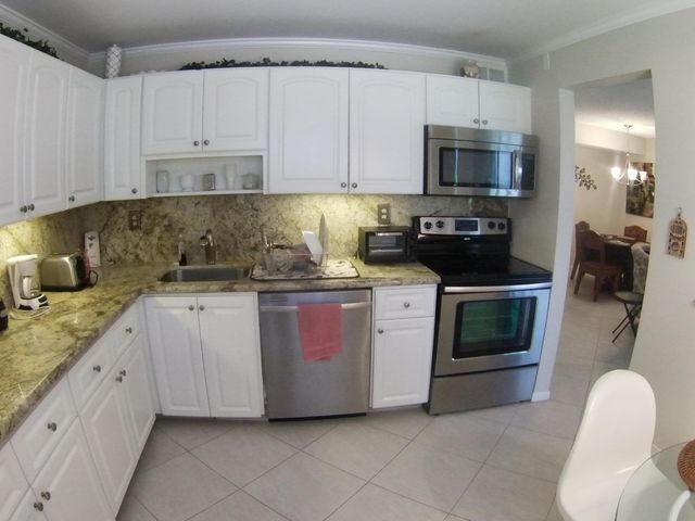 22 CAPRI A, Delray Beach, FL 33484