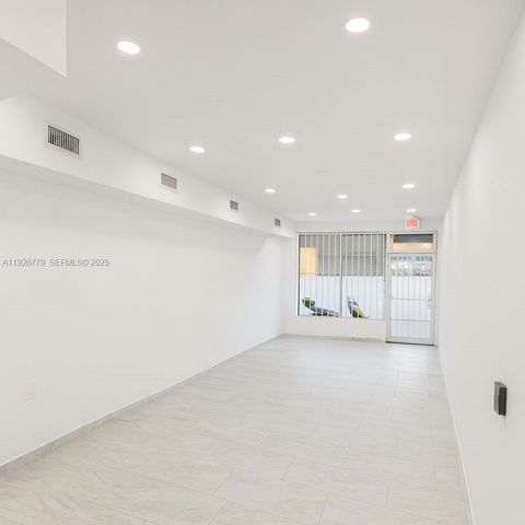 410 NW 27th Ave, Miami, FL 33125