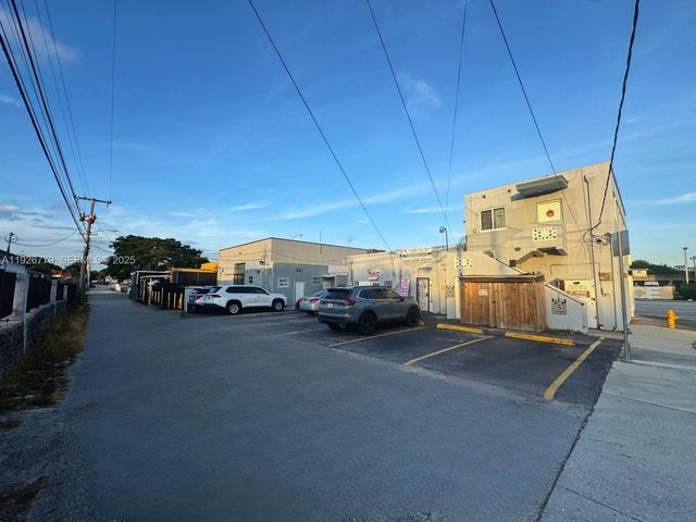 410 NW 27th Ave, Miami, FL 33125