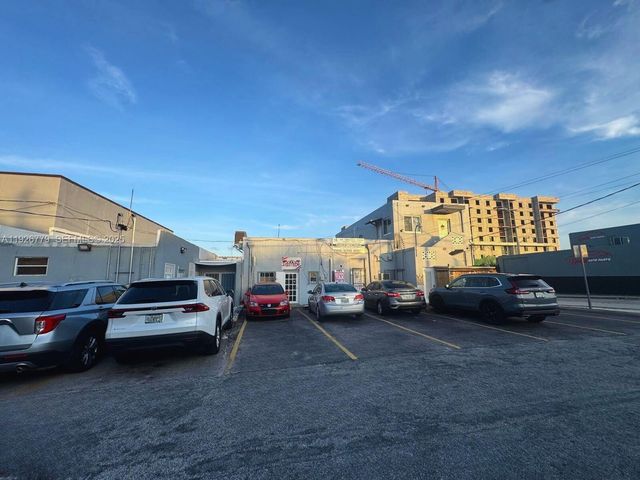 410 NW 27th Ave, Miami, FL 33125