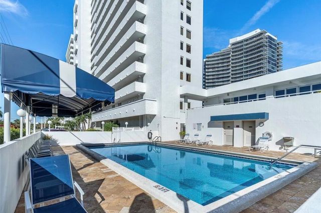 2200 NE 33rd Avenue 11g, Fort Lauderdale, FL 33308