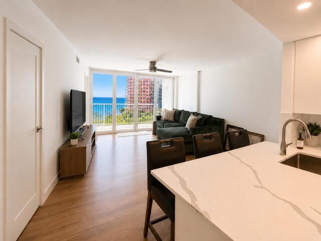 2200 NE 33rd Avenue 11g, Fort Lauderdale, FL 33308