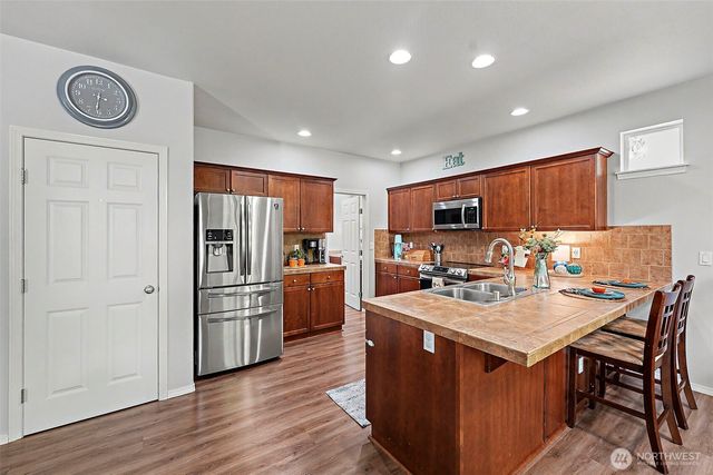 7810 Trails End Drive SE, Tumwater, WA 98501