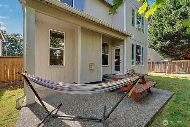 7810 Trails End Drive SE, Tumwater, WA 98501