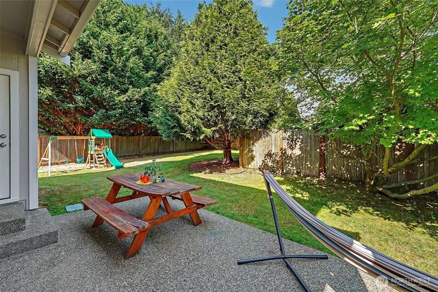 7810 Trails End Drive SE, Tumwater, WA 98501