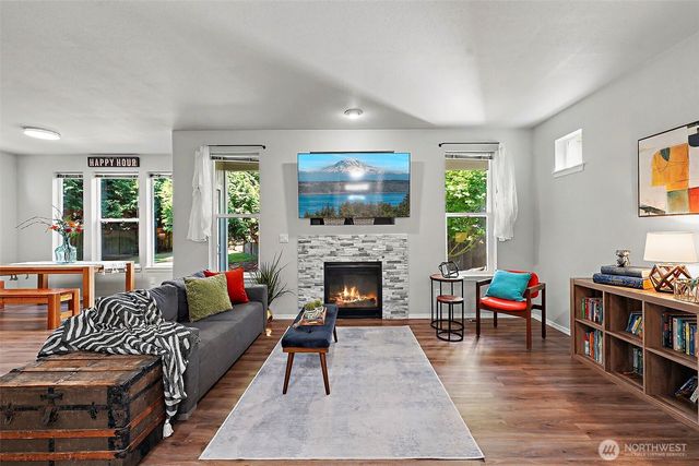 7810 Trails End Drive SE, Tumwater, WA 98501