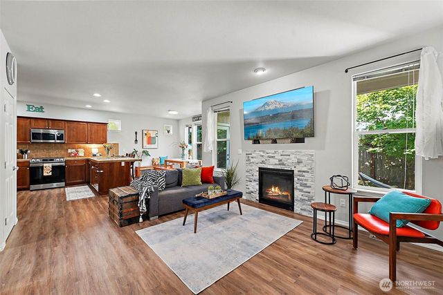7810 Trails End Drive SE, Tumwater, WA 98501