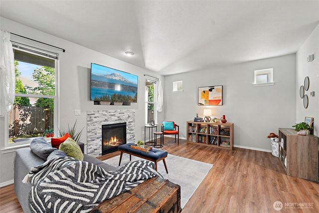 7810 Trails End Drive SE, Tumwater, WA 98501