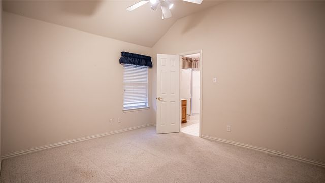 316 Coach House Circle, Fort Worth, TX 76108