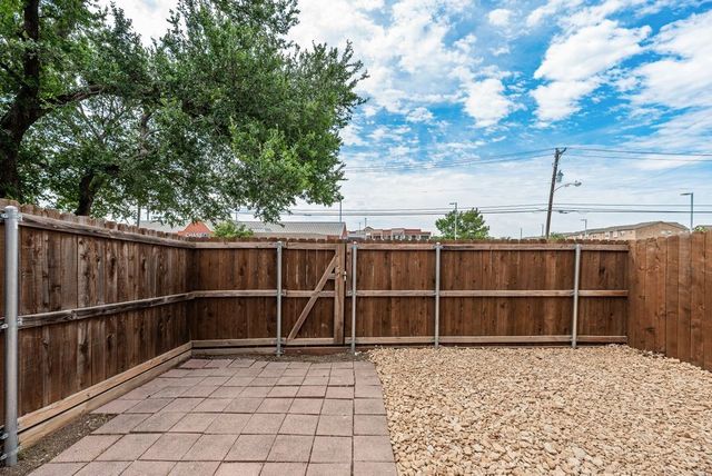 2203 Salem Drive, Carrollton, TX 75006