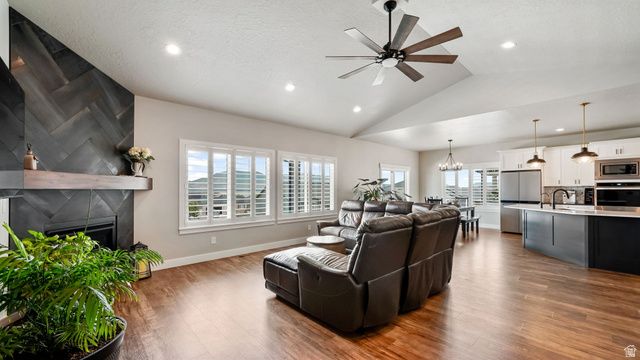 3612 S HIAWATHA CIR, Saratoga Springs, UT 84045