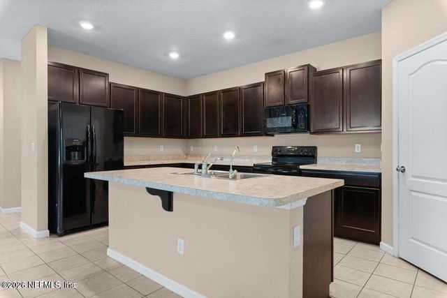 10971 VENTNOR Avenue, Jacksonville, FL 32218