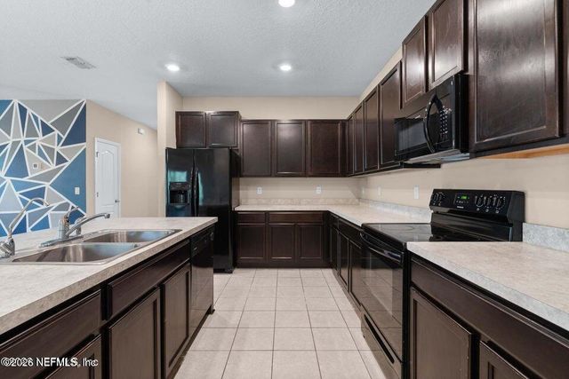 10971 VENTNOR Avenue, Jacksonville, FL 32218