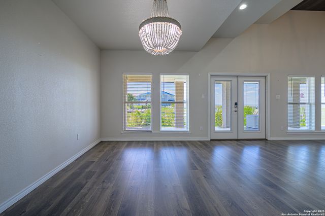 30 peets bend, Rockport, TX 78382