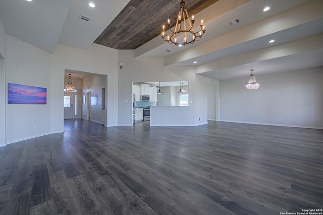 30 peets bend, Rockport, TX 78382