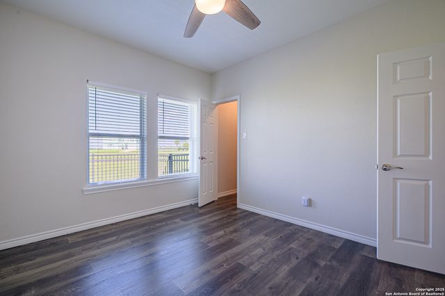 30 peets bend, Rockport, TX 78382