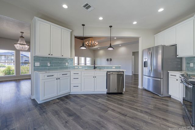 30 peets bend, Rockport, TX 78382