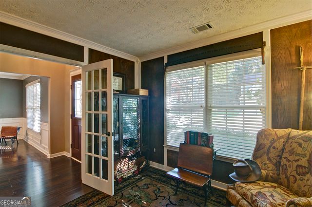 8004 Huntcliff Road, Woodstock, GA 30189