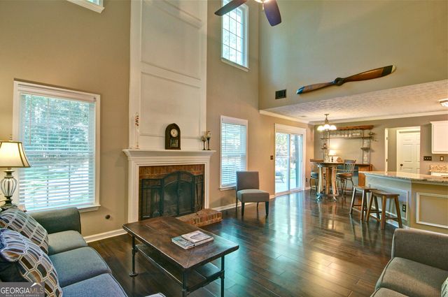 8004 Huntcliff Road, Woodstock, GA 30189