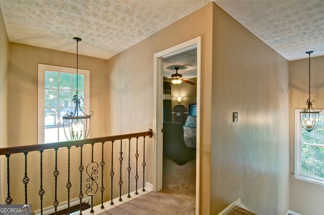 8004 Huntcliff Road, Woodstock, GA 30189