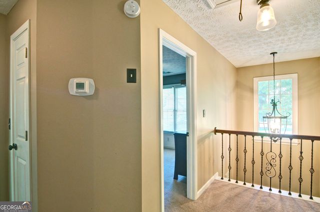 8004 Huntcliff Road, Woodstock, GA 30189