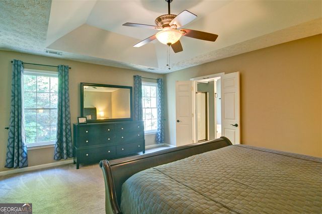 8004 Huntcliff Road, Woodstock, GA 30189