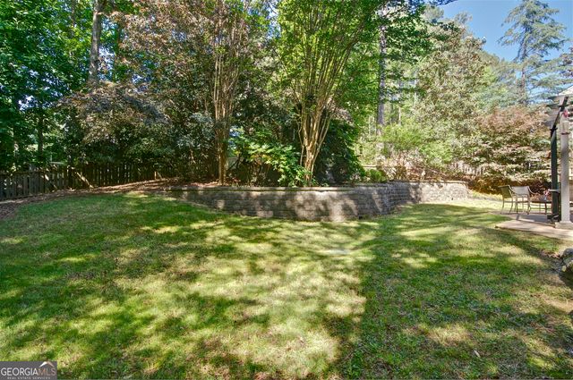8004 Huntcliff Road, Woodstock, GA 30189