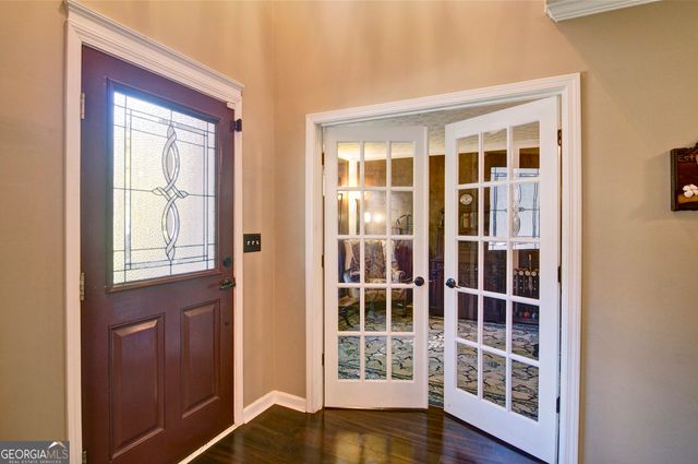 8004 Huntcliff Road, Woodstock, GA 30189