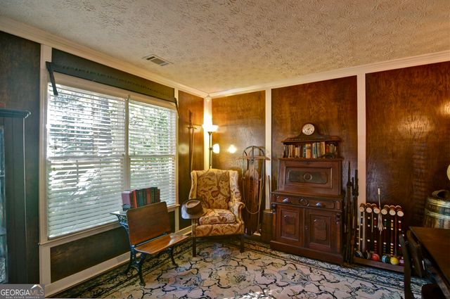 8004 Huntcliff Road, Woodstock, GA 30189