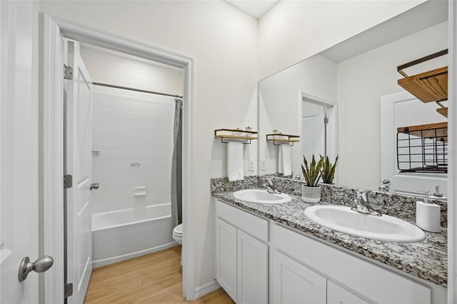1197 NW 133RD WAY, Newberry, FL 32669