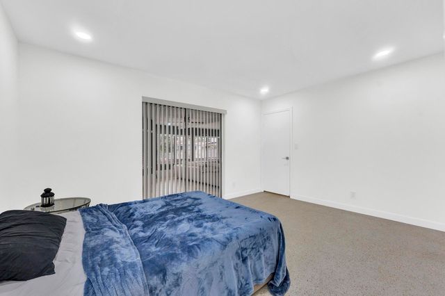 5921 NE 15th Avenue, Fort Lauderdale, FL 33334