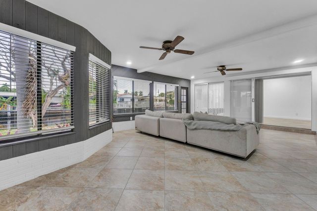 5921 NE 15th Avenue, Fort Lauderdale, FL 33334