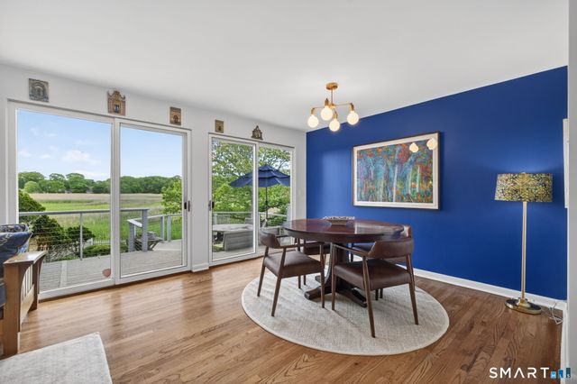 11 Cambridge Court East, Old Saybrook, CT 06475