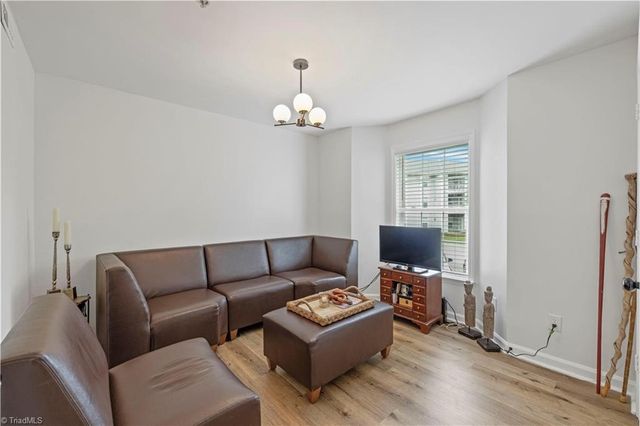 221 Quietwood Drive 221, Winston-salem, NC 27103