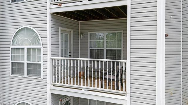 221 Quietwood Drive 221, Winston-salem, NC 27103