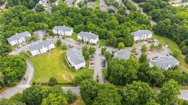 221 Quietwood Drive 221, Winston-salem, NC 27103