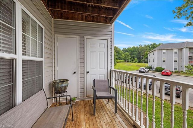 221 Quietwood Drive 221, Winston-salem, NC 27103