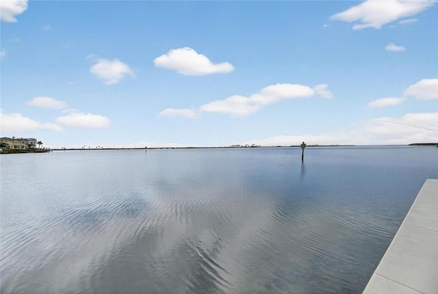 8831 BAY POINTE DRIVE 107, Tampa, FL 33615