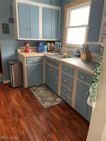 403 Nassau Street W, East Canton, OH 44730