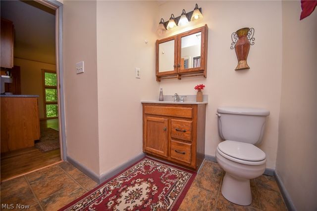 1683 Ridge Road, Hinckley, OH 44233