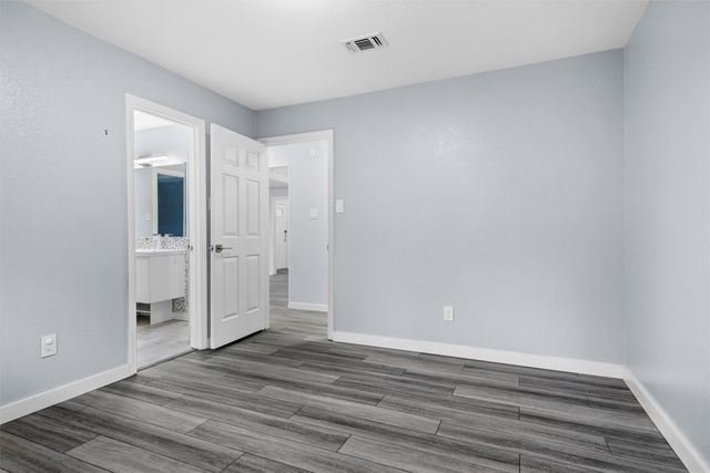 1908 Lakehill Court, Arlington, TX 76012
