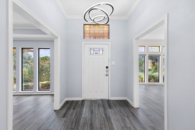 1908 Lakehill Court, Arlington, TX 76012