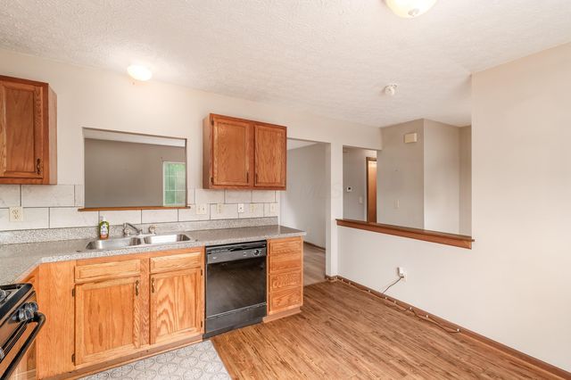2783 Raphael Drive, Columbus, OH 43232