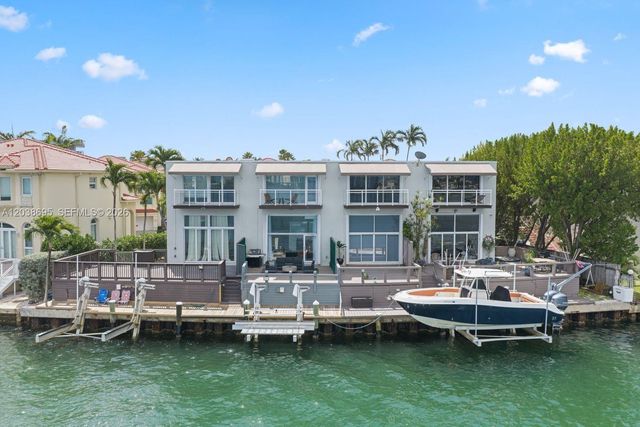 3927 NE 171st St, North Miami Beach, FL 33160