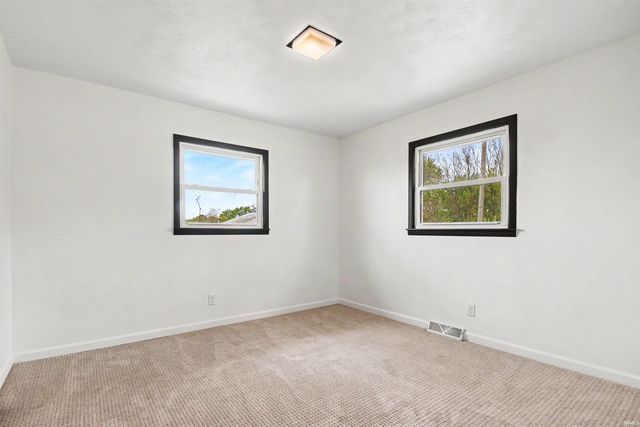18105 Us Highway 20, Goshen, IN 46528