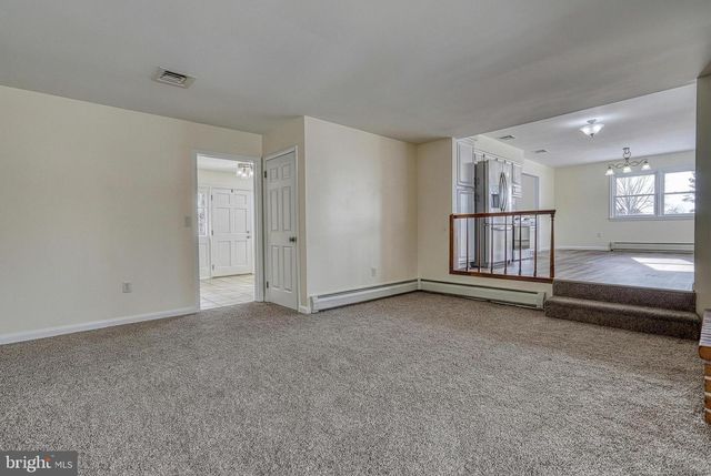 300 WIDDERS DRIVE, Mechanicsburg, PA 17055