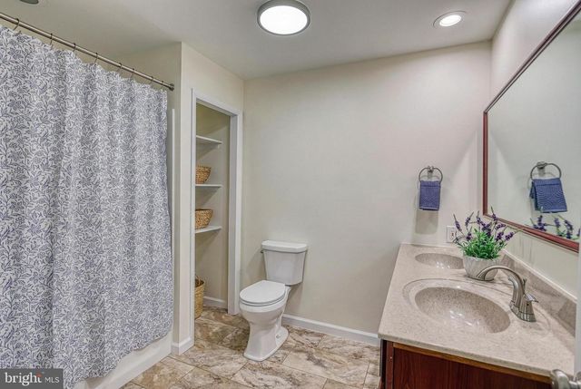 300 WIDDERS DRIVE, Mechanicsburg, PA 17055